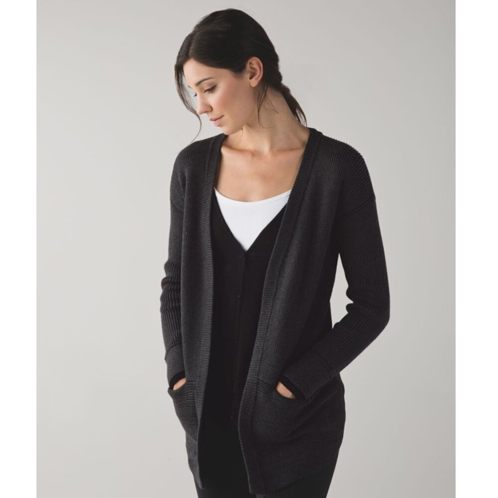 Lululemon Vestigan